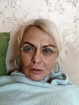 Gardener of Illusions online show from 12-02-25, 01:00