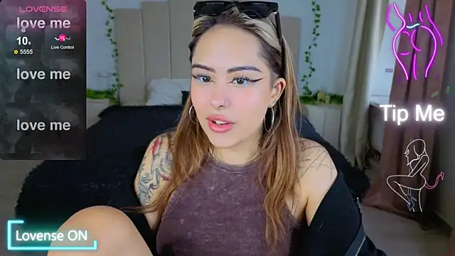 baby  kim online show from 10-29-25, 09:55