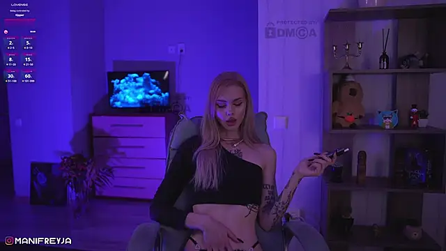 ManiFreyja online show from 12-16-24, 01:42