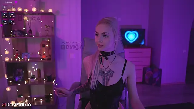 ManiFreyja online show from 02-10-25, 06:56