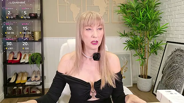 LadyLeea online show from 02-13-26, 05:58