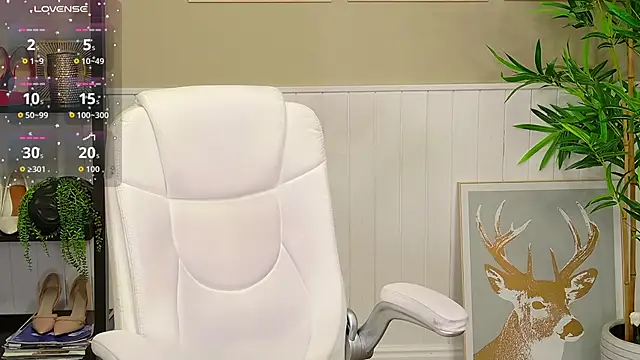 LadyLeea online show from 03-14-26, 05:46