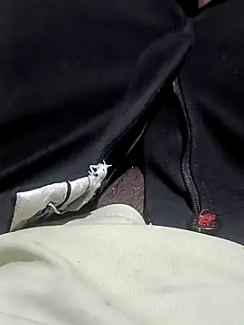 Snapshot of jellydicks chatting on 02-12-25, 04:33 jellydicks online show from 02-12-25, 04:33