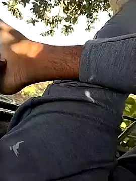 Snapshot of jellydicks chatting on 11-21-25, 10:03 jellydicks online show from 11-21-25, 10:03