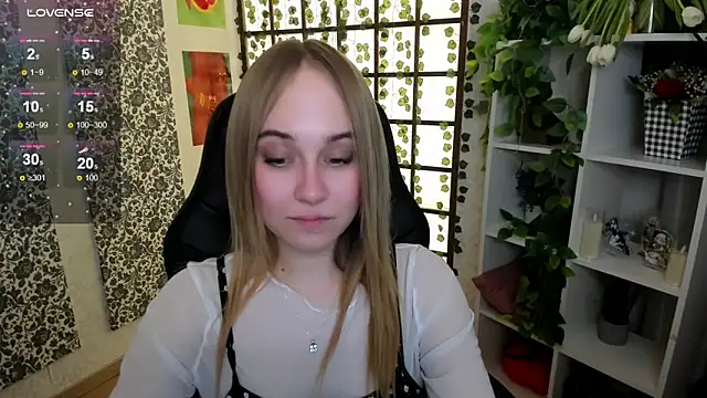 LianaBright online show from 03-10-25, 05:22