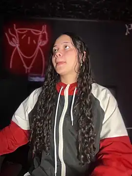 Paloma  LS online show from 01-24-25, 01:47