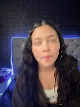 Paloma  LS online show from 03-21-25, 07:35