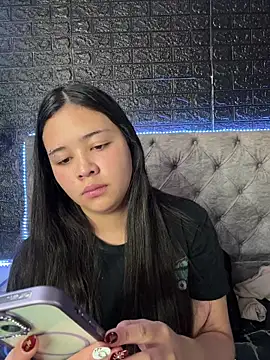 Paloma  LS online show from 12-19-25, 07:21