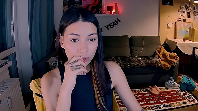 valorant girl online show from 01-17-26, 04:43