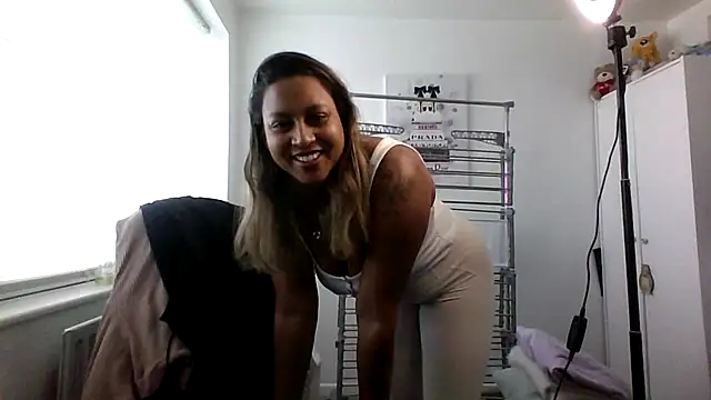 Snapshot of TEMPTING-TAMMY chatting on 01-29-25, 09:33 TEMPTING-TAMMY online show from 01-29-25, 09:33