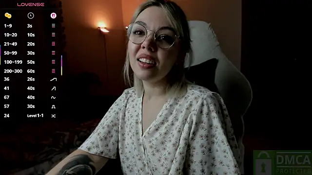 Snapshot of whoa-hoa-hoa-hoa-hoa chatting on 10-16-25, 09:05 whoa-hoa-hoa-hoa-hoa online show from 10-16-25, 09:05