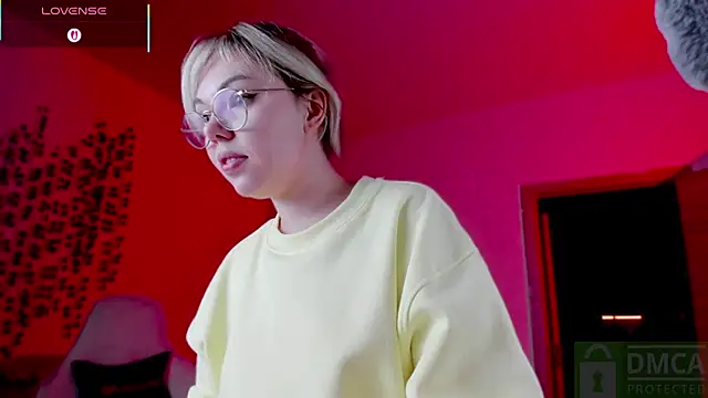 Snapshot of whoa-hoa-hoa-hoa-hoa chatting on 10-23-25, 06:06 whoa-hoa-hoa-hoa-hoa online show from 10-23-25, 06:06