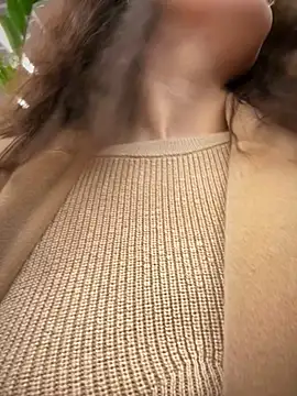 meow girl online show from 10-27-25, 11:25