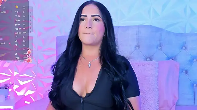 Snapshot of Miss_Ivy4 chatting on 11-12-25, 12:00 Miss Ivy4 online show from 11-12-25, 12:00