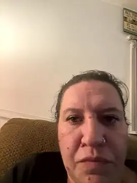 Snapshot of hottmessjess23 chatting on 01-13-26, 02:17 hottmessjess23 online show from 01-13-26, 02:17