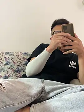 lixiaoshuai8 online show from 03-14-25, 07:59