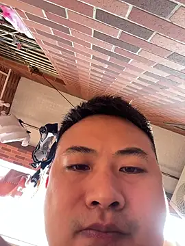 lixiaoshuai8 online show from 12-22-25, 04:09