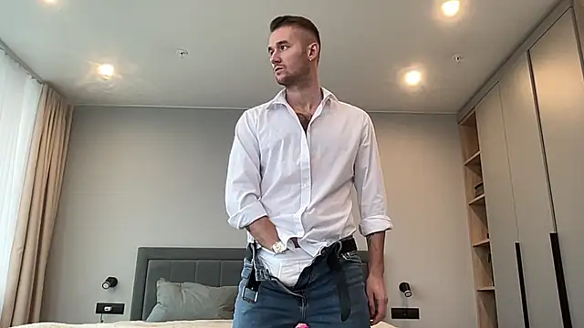 cute mark online show from 10-15-25, 07:08