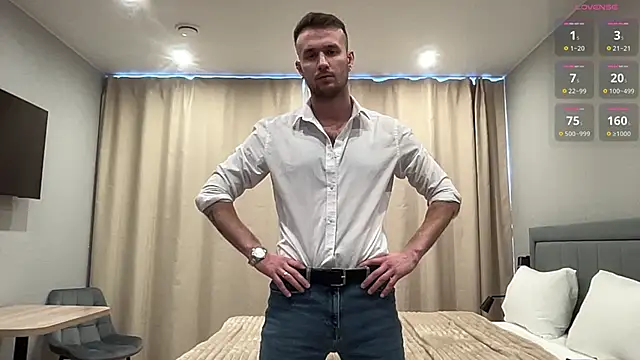 cute mark online show from 10-17-25, 10:18