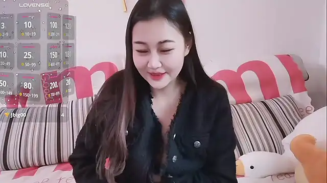 Snapshot of Kele-168 chatting on 12-30-24, 01:37 Kele-168 online show from 12-30-24, 01:37