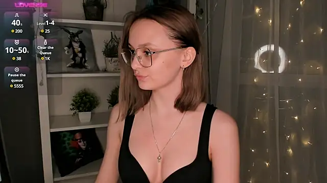 ms elizabethqueen online show from 02-14-25, 07:12
