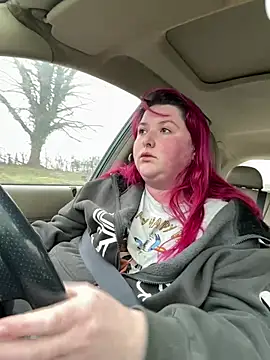 Snapshot of BBW_GoddessK chatting on 03-10-25, 04:57 BBW GoddessK online show from 03-10-25, 04:57