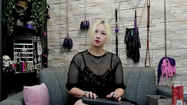 CruelMistress online show from 10-03-25, 09:23