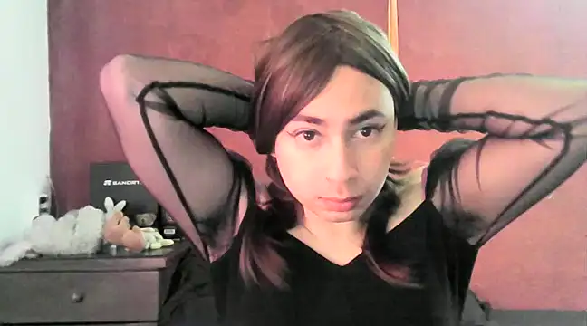 Snapshot of Yasmin_Paez99 chatting on 03-09-25, 04:44 Yasmin Paez99 online show from 03-09-25, 04:44