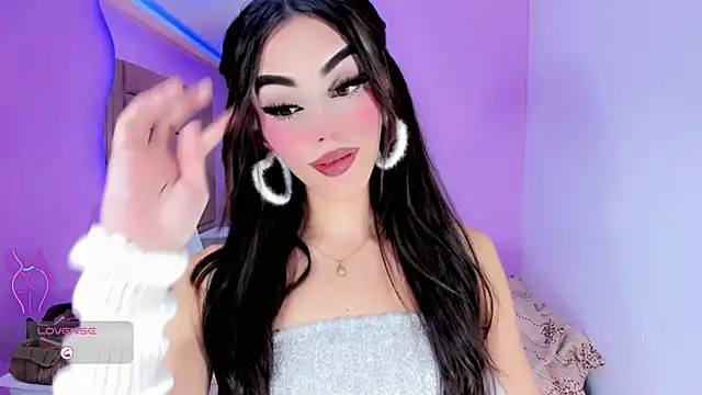 Shanelengel online show from 10-15-25, 05:18