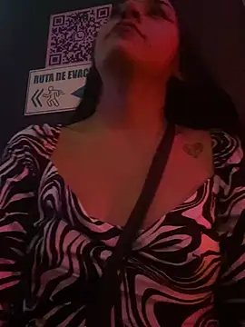 Snapshot of Little_aphrodite chatting on 02-23-25, 05:56 Little aphrodite online show from 02-23-25, 05:56