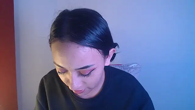 Snapshot of Little_aphrodite chatting on 09-10-25, 02:00 Little aphrodite online show from 09-10-25, 02:00