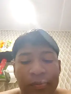 Snapshot of Tu_papi_69_ chatting on 10-10-25, 01:26 Tu papi 69 online show from 10-10-25, 01:26