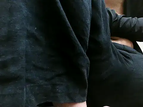 Snapshot of sexyguy1231 chatting on 11-15-25, 06:55 sexyguy1231 online show from 11-15-25, 06:55