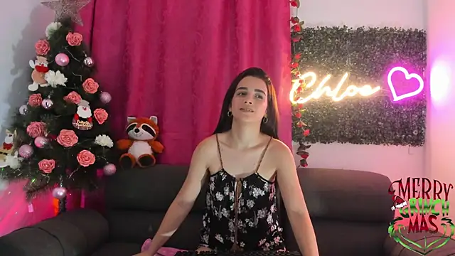 Chloesmithx  online show from 12-19-24, 10:21