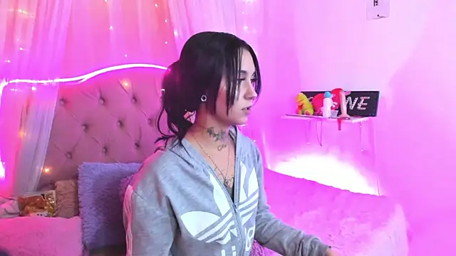  Mia  9 online show from 03-01-25, 02:26