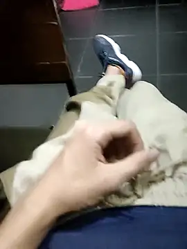 Juliano69xv online show from 10-16-25, 11:39