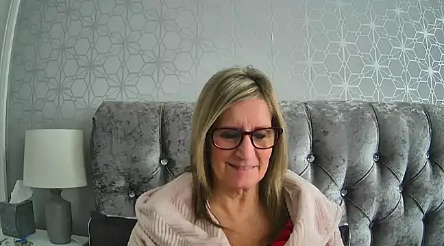 Additive Mature Linda online show from 12-16-24, 10:50