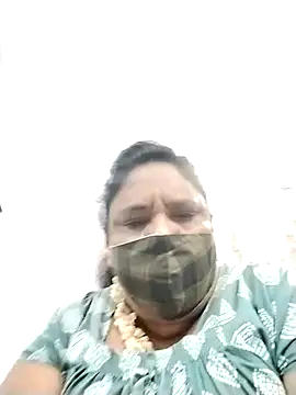 Snapshot of Pushpavathi_78 chatting on 10-12-25, 03:22 Pushpavathi 78 online show from 10-12-25, 03:22