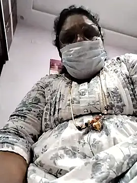 Snapshot of Pushpavathi_78 chatting on 10-19-25, 10:32 Pushpavathi 78 online show from 10-19-25, 10:32