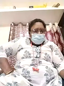 Snapshot of Pushpavathi_78 chatting on 11-01-25, 12:18 Pushpavathi 78 online show from 11-01-25, 12:18