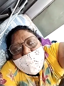 Snapshot of Pushpavathi_78 chatting on 11-18-25, 07:18 Pushpavathi 78 online show from 11-18-25, 07:18