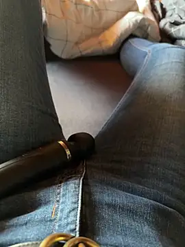 Ana-05 online show from 02-17-25, 04:04