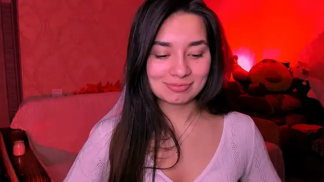 Swee Alicee online show from 11-18-25, 07:07