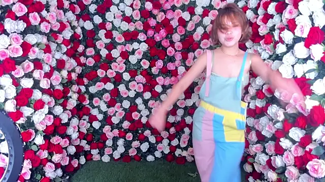 Hellen coy online show from 01-19-25, 04:25