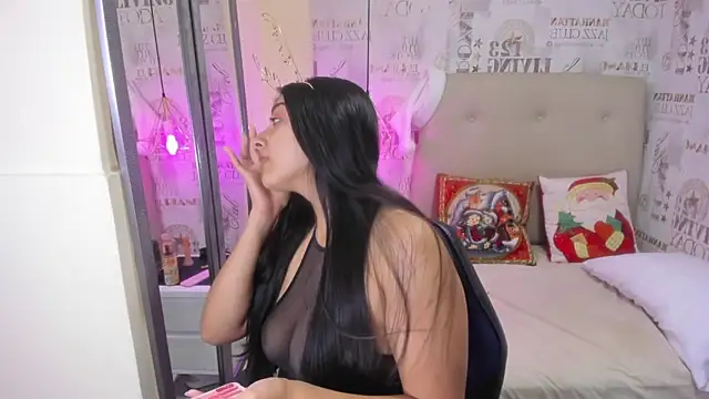 Alyssapark online show from 12-13-24, 07:21