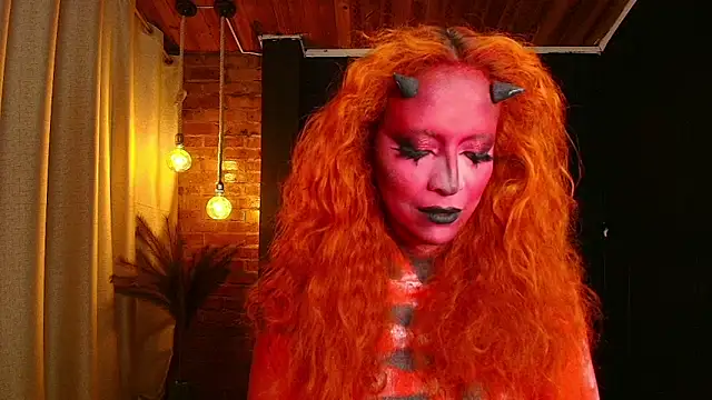 sahra taylor  online show from 10-24-25, 02:57