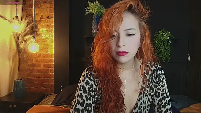 sahra taylor  online show from 11-04-25, 02:38