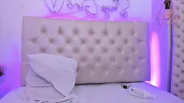 Zoeth Ruiz online show from 01-17-25, 03:53