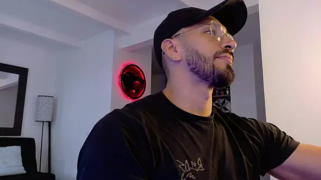 tony muscle online show from 10-21-25, 09:15