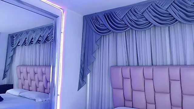 Zoe Vixen online show from 01-25-25, 08:21